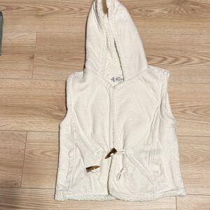 Kids Mudd Hooded Vest - Cream. Sherpa lining